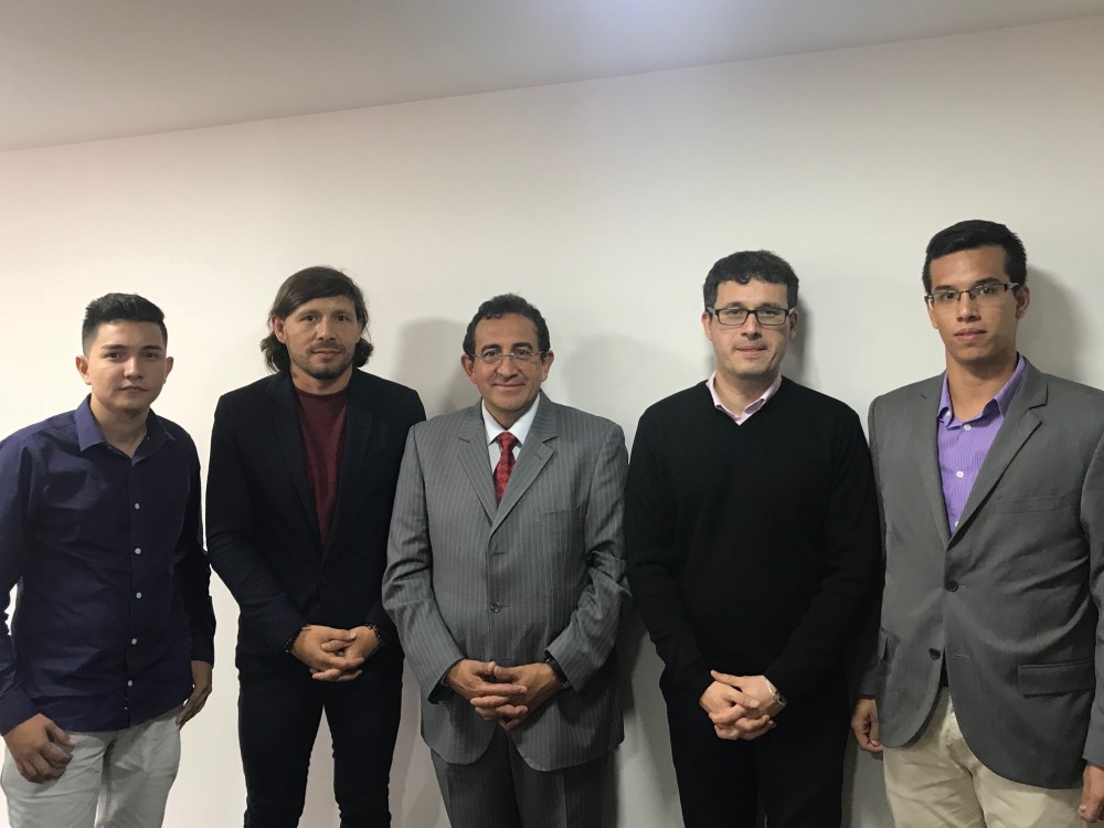 Surcol3.jpg Surcol3.jpg